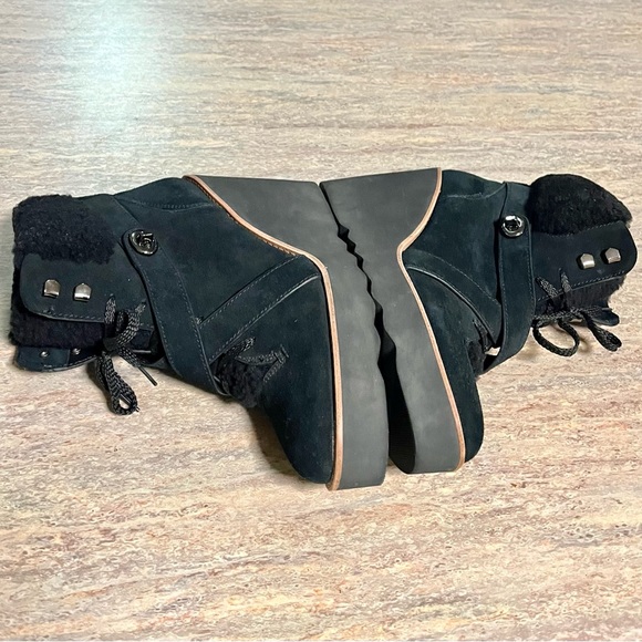 Coach Kenna wedge suede ankle boots with Sherpa - Picture 7 of 16